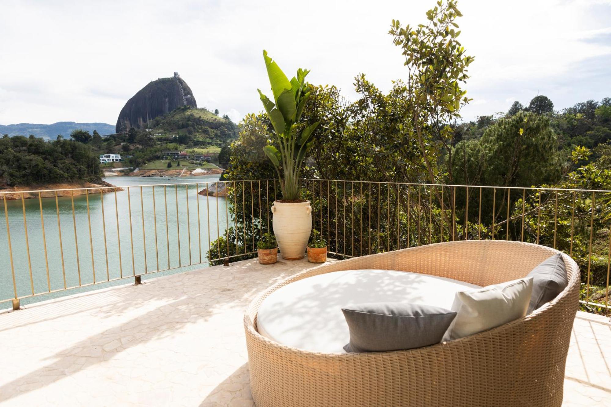 Mylos Hotel Boutique Guatape Exterior photo